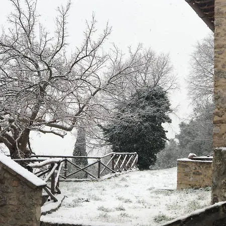 Borgo Dei Conti Campello * 克利通诺河畔坎佩洛