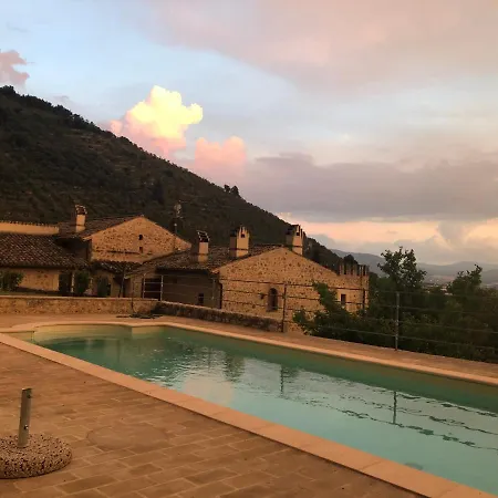 Borgo Dei Conti Campello Casa vacanze Campello sul Clitunno