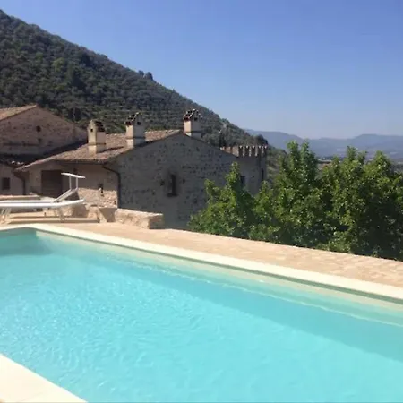 Borgo Dei Conti Campello Сasa de vacaciones *