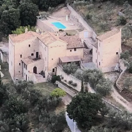 Borgo Dei Conti Campello *