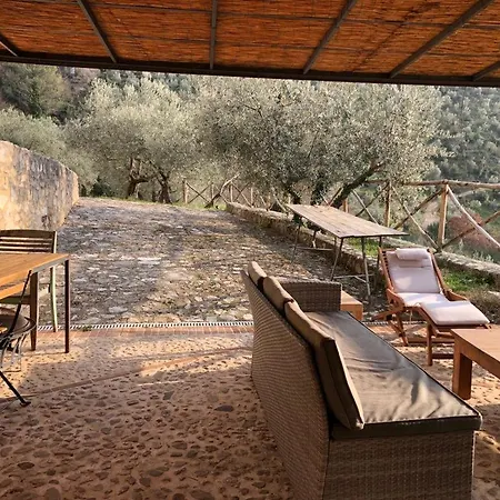 Borgo Dei Conti Campello 度假居 *