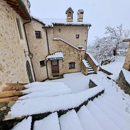 度假居 Borgo Dei Conti Campello *