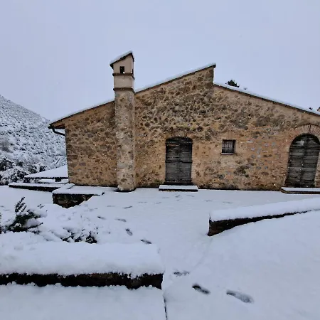 Borgo Dei Conti Campello 度假居